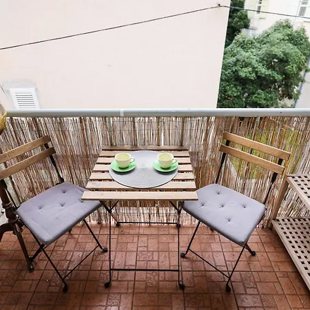 Elanda Downtown Lägenhet *