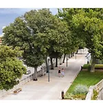 Elanda Downtown * זאדאר